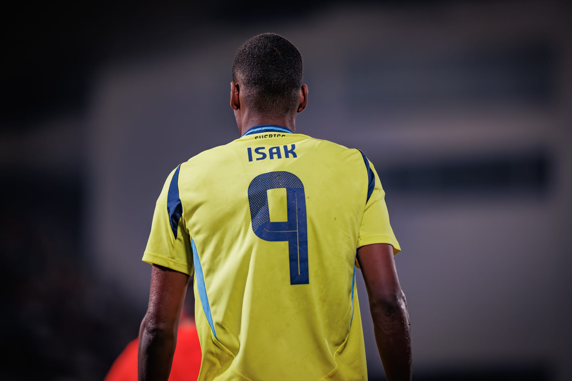Alexander Isak Included in Sweden’s Squad for World Cup Qualifiers Amid Transfer Stand-off