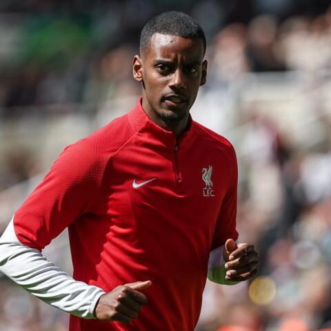 Alexander Isak gör comeback efter skada i Champions League